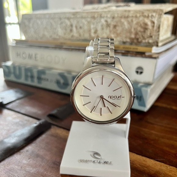 Rip Curl Horizon Watch - Picture 1 of 7